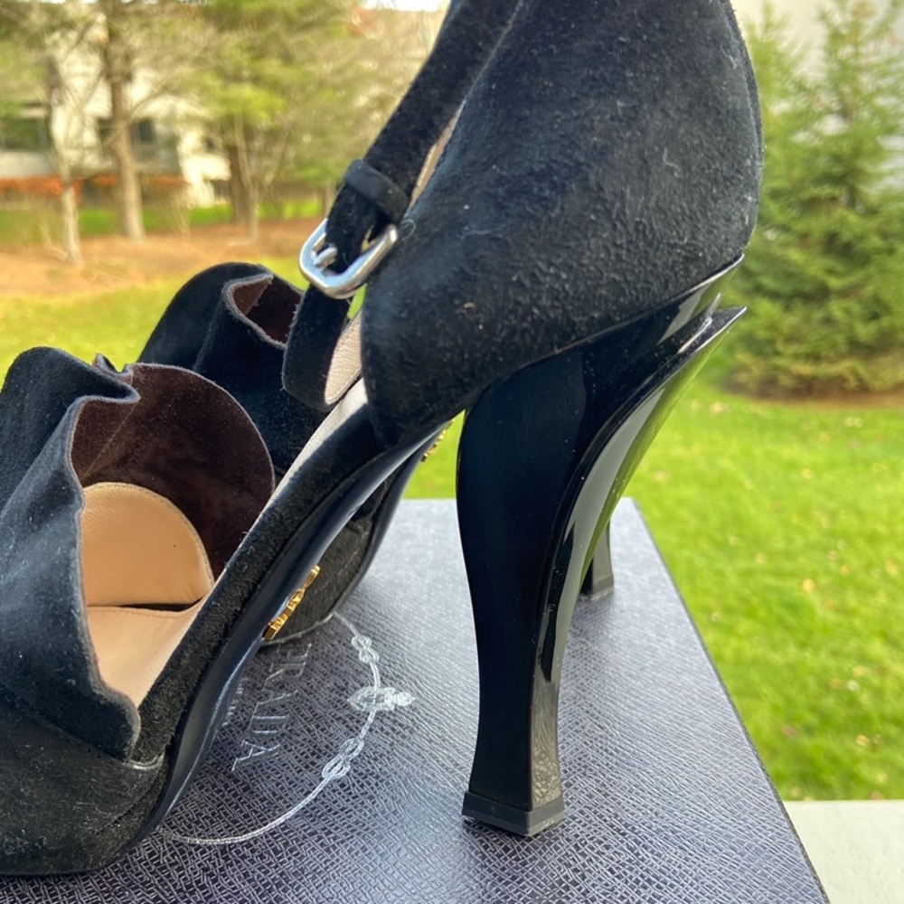 New in Box Genuine Prada Black/Brown Suede Heels. Women’s 10M, 40 European - Picture 9 of 11